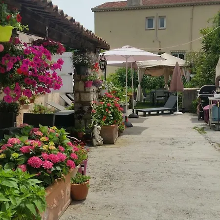 La Tuiliere