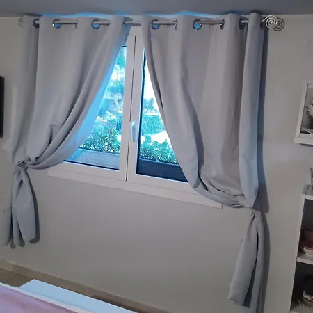 La Tuiliere Проживание в семье Сен-Лоран-дю-Вар