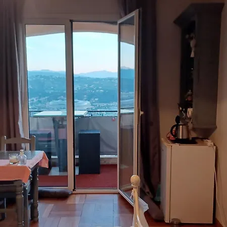 La Tuiliere Сен-Лоран-дю-Вар