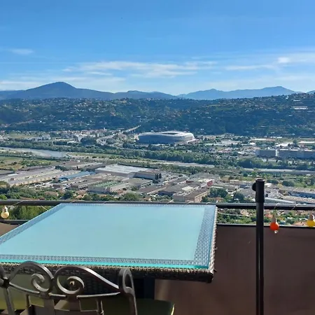 La Tuiliere منزل للإقامة سا لُرون دو فار