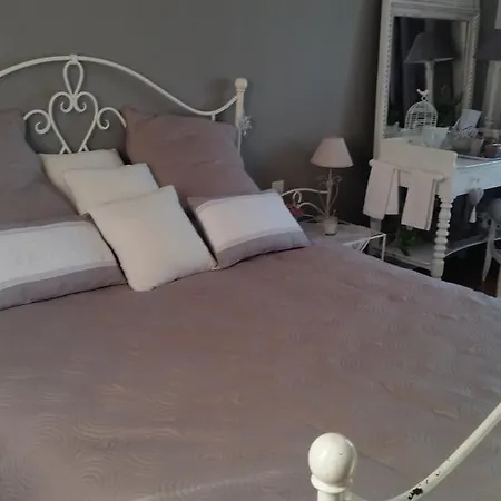 La Tuiliere منزل للإقامة *