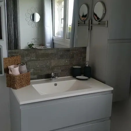 La Tuiliere Проживание в семье