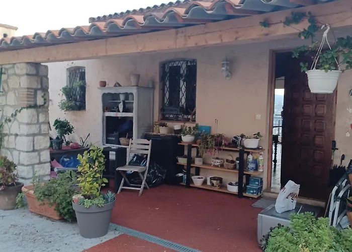 民宿 拉蒂伊利埃公寓 *